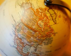 パリス・ヒルトンのあまりにひどい差別発言に全米がドン引き