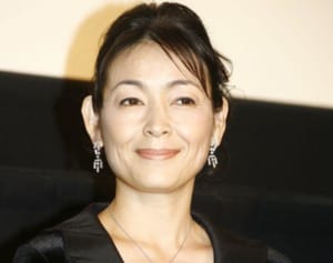 財前直見 「子供のため…」豪邸を出て郷里で新生活へ