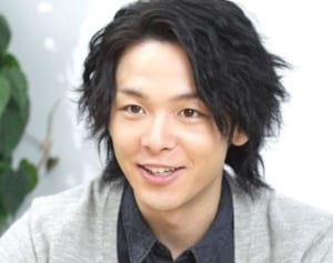 中村倫也　最初は恥ずかしかったはずが……ラブグッズを扱う女性陣の“変化”に驚き！