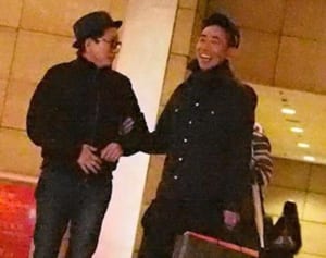 木梨憲武が誕生日に腕組みしていた「安田成美じゃない相手」