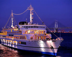 県内食材、船で堪能　ロイヤルウイングに限定コース