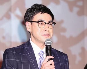 鈴木浩介　新婚１週間、新妻と野菜売り場で“２人の世界”へ