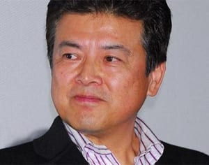 百恵さん 友和と35年目結婚記念日もデパ地下で肩寄せあう仲