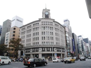 世界からも注目 銀座「週に1冊しか売らない書店」