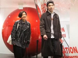 柄本佑　結婚から３年半…安藤サクラと今も手つなぎで歩く