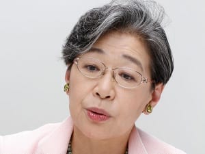 奨学金返済で相次ぐトラブル…自治体が肩代わりする動きも