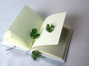 「ほめ日記」「感謝日記」…なりたい自分に近づくための日記術