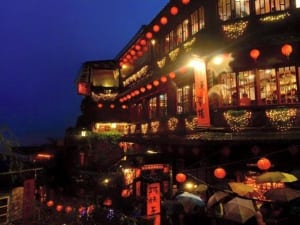 JUMP伊野尾　撮影で訪れた台湾で“建築アイドル”の本領発揮