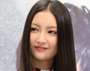 菜々緒『山猫』現場は「イケメンだらけで目が潤います」