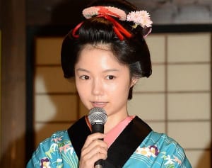 小芝風花『あさが来た』現場で宮崎あおいからの贈り物に感激