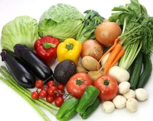 野菜丸かじり、紫外線を避ける…医師が実践する「ボケない習慣」