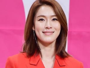 新婚の元AFTER SCHOOL・カヒが社長夫と２ショット載せ話題に