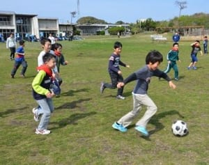 自然の中でいきいき　福島の小学生ら宿泊体験