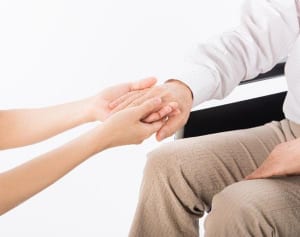 7人に1人は発症する時代…「認知症治療保険」って必要?　