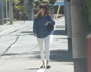 中山エミリ CMヌード共演の娘に買った話題のユニクロコーデ