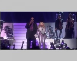 マドンナのプリンス追悼パフォーマンスが大炎上「リスペクトのかけらもない」