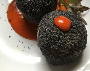第81飯「黒コロ」