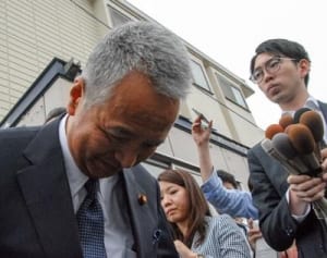 甘利氏が活動再開　現金授受、調査公表を約束