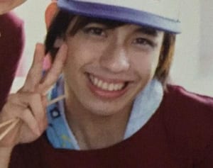 りゅうちぇる「いつも笑って」引きこもり生活変えた母の言葉