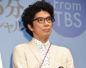 『99．9』片桐仁の机に注目！自作の粘土作品がずらり