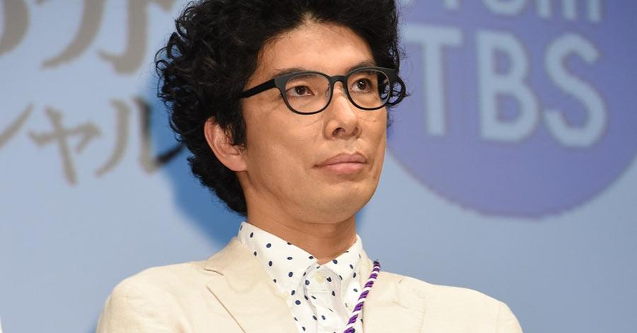 99．9』片桐仁の机に注目！自作の粘土作品がずらり | 女性自身
