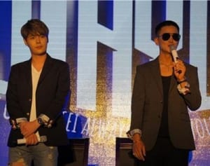 超新星グァンス＆ジヒョク　入隊1日前の「涙ファンミ」全容