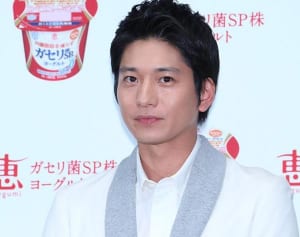 向井理「柄本時生の手をなめた」と“屈辱”を語る