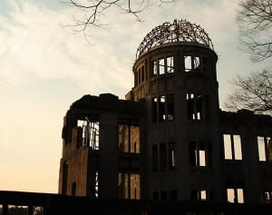 “被爆3世”37歳バー経営者が語り継ぐ「8月6日の証言」