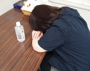 リオ観戦の睡眠不足はうつぶせ15分のプチ昼寝で乗り切れ！