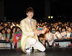 「1位になったら脱ぐ」超新星ソンジェ、ソロ始動で仰天発言