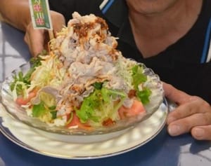 山盛り料理で盛り上げる　「山の日といえば秦野へ！」