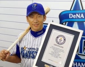 横浜DeNA・三浦、バットでギネス記録　認定証を授与
