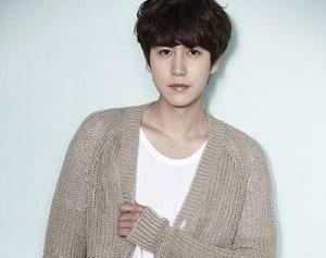 SUPER JUNIOR キュヒョン、声帯結節でしばらく活動休止へ…