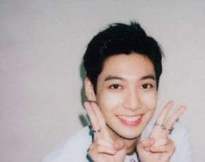 BOYFRIENDが直筆で自己紹介！ 天然な弟クァンミン編