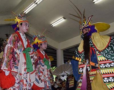 国の重要無形文化財｢八月踊り｣始まる　多良間村