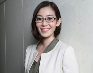 須藤理彩 全裸も披露する松坂桃李と挑んだ“体当たり”舞台