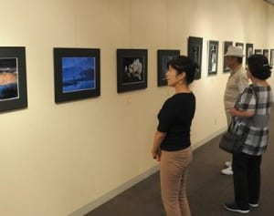 湘南・烏帽子岩など60点　茅ケ崎で写真展