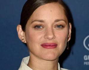 ブランジェリーナ離婚 “疑惑の女優”が不倫報道に反論