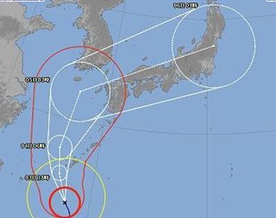 沖縄本島と久米島地方に暴風警報 台風18号