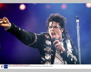 最も稼いだ「今は亡き有名人」は誰？