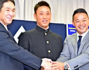 「新人王とエースに」　楽天1位、藤平（横浜高）／ドラフト
