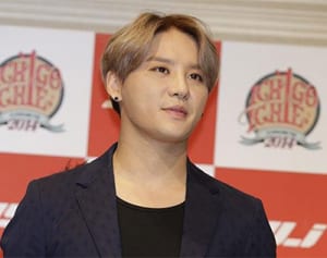 JYJジュンスの母親ユン・ヨンミさんが歌手としてデビュー