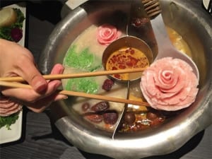 おいしい！ヘルシー！美しい！台湾で花咲く火鍋を食す