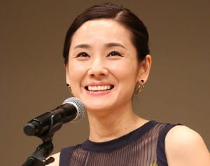 吉田羊「実は私、根暗なんです」“愛され力”を語る