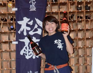 若手杜氏、研さん　銘酒泡盛 追い求め「若者に好まれる味を」