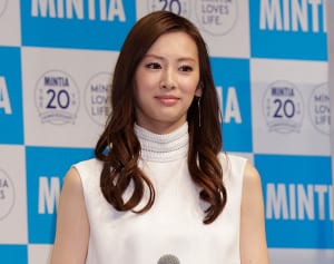 友和・百恵さん越えた芸能人「理想の夫婦」はあの夫婦！