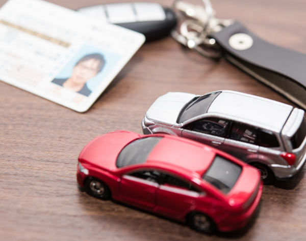 “街並み”忘れたら注意…親に運転免許を返上させる方法