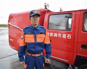 高校生が初の消防団員　左目失明も「人助けたい」