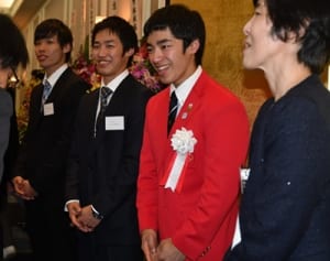 白井「変わらぬ強さを」－五輪体操団体「金」祝う会