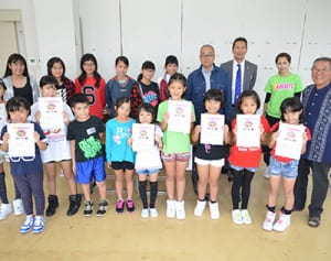 全国に届け　ダンスで南風原ヘチマPR　キッズダンスチーム「ビュウリーズ」5期生8人合格